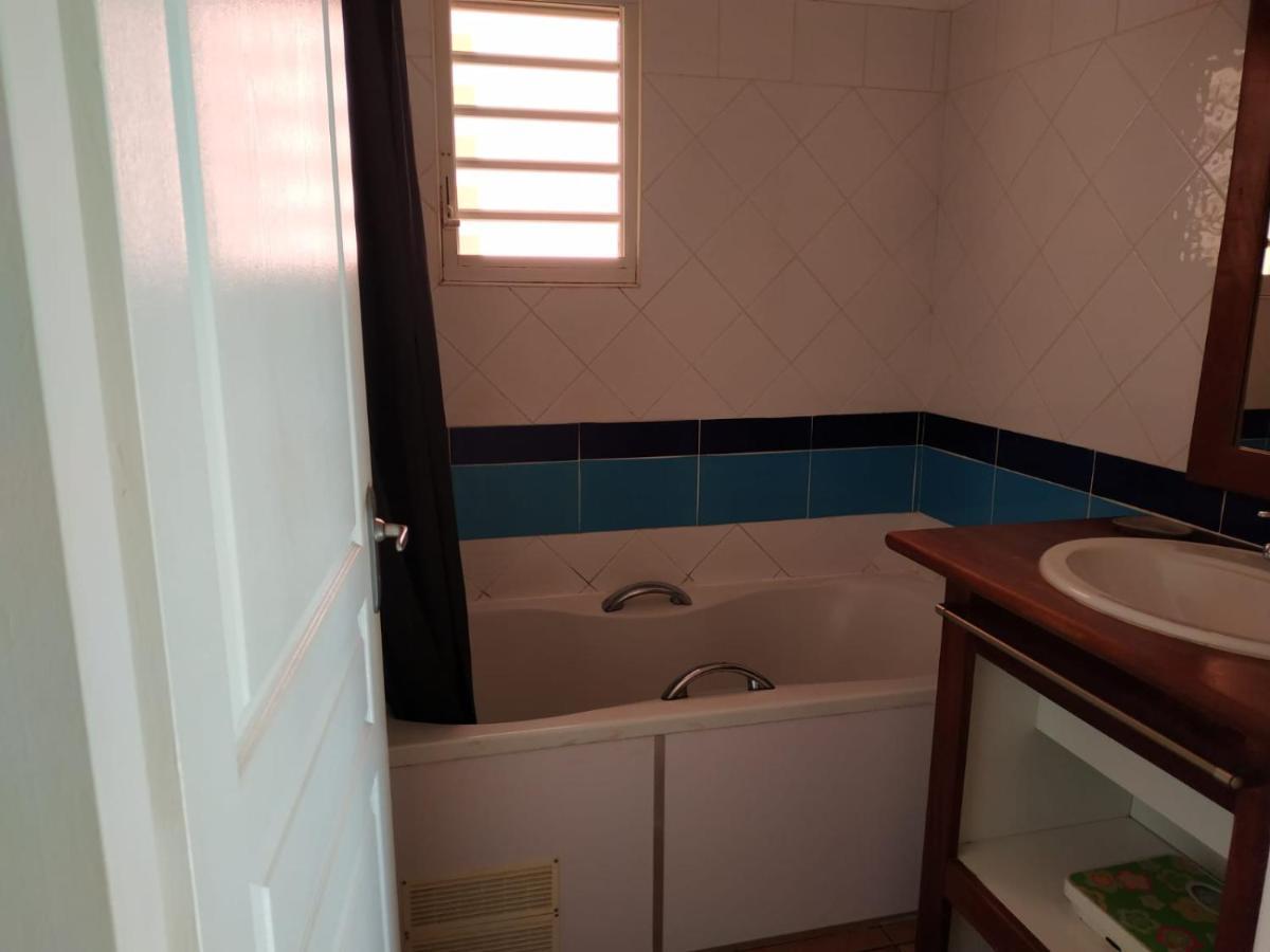 Appartement Edenoa/Vue Mer/ Plage/Piscine Le Gosier  Eksteriør billede